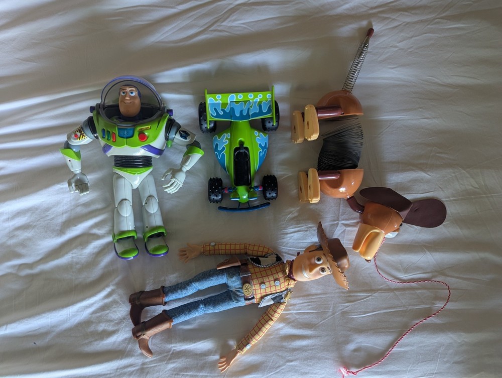 Toy Story Collection: Woody, Buzz Lightyear, Slink, and R.C. Excellent Condition