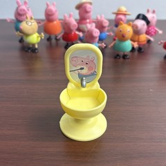 LOT OF 15 PEPPA PIG Figures Various years and condition