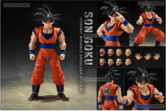 S.H.Figuarts Son Goku The Kind-Hearted Saiyan Dragon Ball Z Bandai Figure New