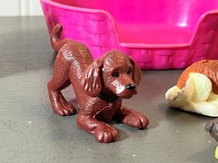 Vintage 1993-94 MEG Puppy In My Pocket x 4 + Extra Animals + Bed + x3 Stands