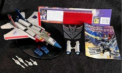 G1 1984 STARSCREAM • 100% COMPLETE w/TECH SPEC • VINTAGE G1 TRANSFORMERS