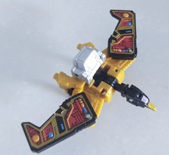 Transformers Legacy United BUZZSAW g1 universe Core