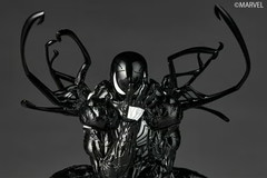 PSL KAIYODO Revoltech Amazing Yamaguchi Symbiote Spider-Man Black Figure PRE