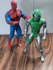 1984 Marvel Comics Doctor Doom 4 1/2” 1990 Spiderman 5″ Spider-Man Vintage