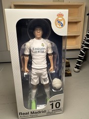 Real Madrid Mbappe 8″ Collectible Soccer Action Figure Banbo Toys Jersey #10-NIB