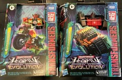 Transformers Studio 86 & War for Cybertron