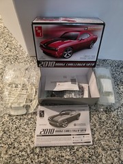 2010 Dodge Challenger SRT8 1/25 AMT Model Kit MIB NEW Unbuilt