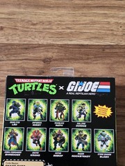 Playmates Teenage Mutant Ninja Turtles x G.I. Joe Snake Eyes x Leo Action Figure