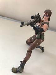 Play Arts Kai Quiet Metal Gear Solid MGS V The Phantom Pain Square Enix Used BIN