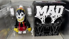 Vinyl Figure Mad Spray Can Mutants Graffiti Martian Toy 3 In box 8″ Figure