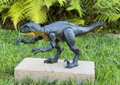 Scorpius Rex • Mattel • Jurassic World Slash N Battle Scorpios Rex • Dino Escape