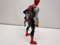 The Amazing Spider Man 2 Slash Gauntlet Spider Strike 4.25″ Action Figure