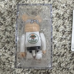 Bearbrick Series 43 Secret Miyagi Do Karate 100% Medicom Be@rbrick