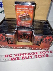 Gears of War 3 NECA 3 Styles Curb Stomp First Aid Kit Full Store Display 🔥