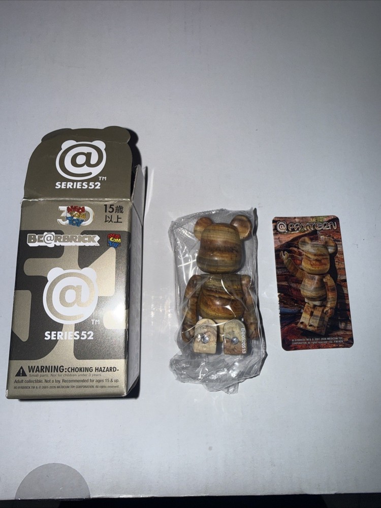 BE@RBRICK Bearbrick series 52 100% strata pattern