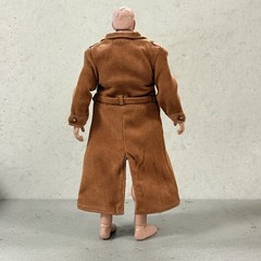MO-VTLTC-BRN: 1/12 Brown Wired Trench Coat for 6″ muscular body action figure