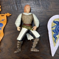Hasbro Kenner Dragon Heart KING EINON Figure Charging Crossbow Blaster 1995
