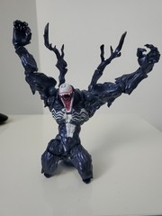 Amazing Yamaguchi No.003 Venom Revoltech Figure – Missing Head & Tongue -As Is