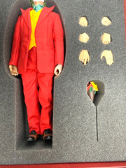 MToys Joaquin Phoenix Joker Casual Version 1/6 Scale Figure