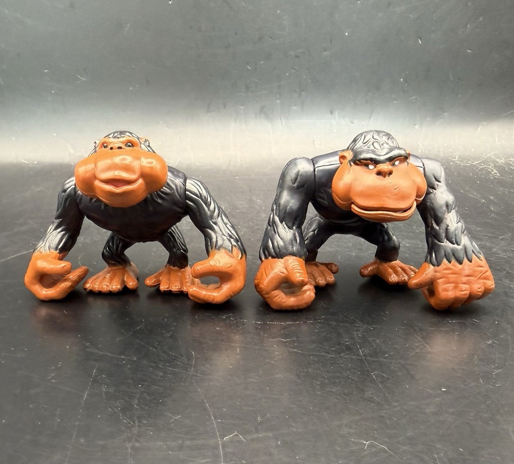 Vintage 1995 Fisher-Price Animal Families Father & Mother Gorilla Set 72902
