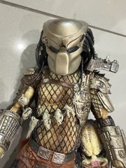 NECA Predator Hunter 2013 Comes As Shown