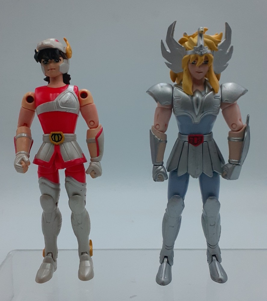 Saint Seiya Knights Of The Zodiak Lot Of 2 Action Figures Cygnus Hyoga Kurumada