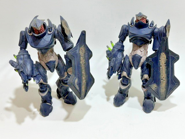 Halo 3 Deluxe Hunter 9” Figure McFarlane Toys 2009