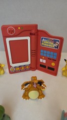 2000 Hasbro Ash’s Talking Pokedex, 7x Pokemon Figures Included! Vintage ⚡️🔥💧🍃
