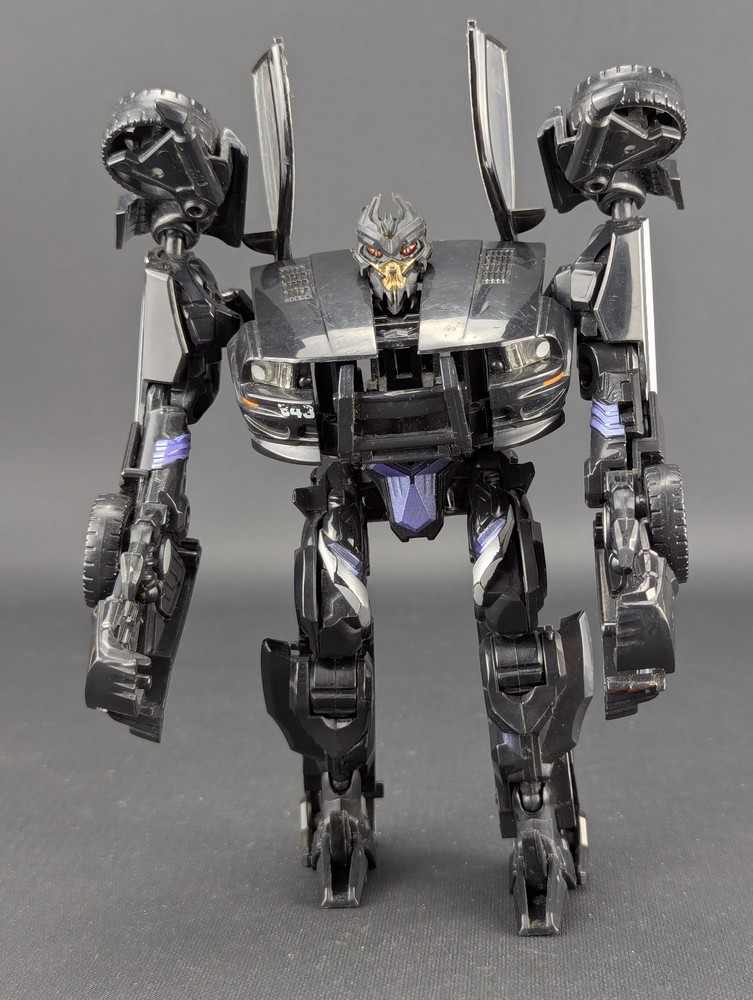 Transformers 2007 Movie Barricade READ Hasbro Deluxe Class