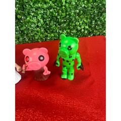 Roblox Piggy Series 1 Action Figure Bundle – Piggy, Clowny, Dinopiggy PhatMojo