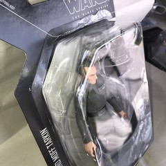 Star Wars Black Series Archive Grand Moff Tarkin figure 6″ DAMAGED PACKAGE READ