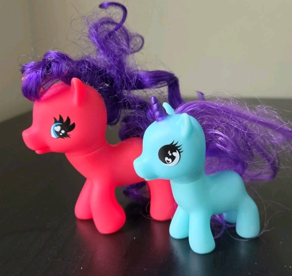 Lot Of 2 Large Plastic Play Horses Ponies Pink Blue Toy Figure Unbranded