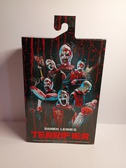NECA Terrifier Art The Clown Blood Soaked 7″ Action Figure WALMART EXCLUSIVE