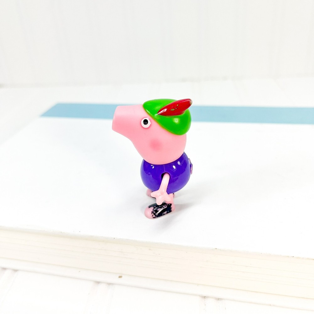 Peppa Pig Princess Peppa’s Kingdom Sir George Pig Action Figurine w/ Green Beret