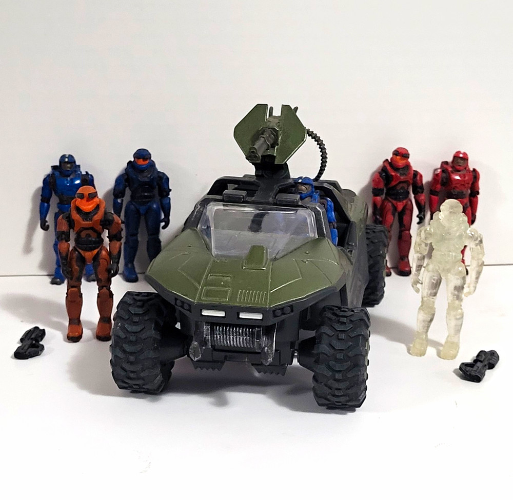 Halo Spartan Mixed Lot Action Figures w/ Warthog Vehicle & Accessories