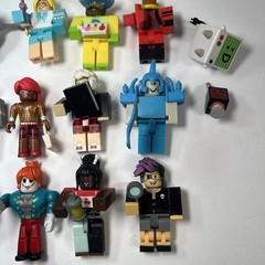 R0BL0X Toys Series Lot Of 12 Figures With Accessories No Codes
