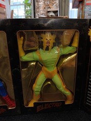 Spider-Man & Electro Marvel Comics Famous Covers 8″ Figures 1998 Special Edition