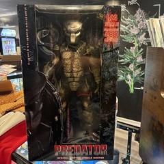 NECA Predator Jungle Hunter 19 inch Action Figure – 51527 NEW IN BOX