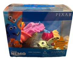 Disney Pixar Finding Nemo Critter Crate Mini Figures Set With Playmat