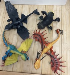 How to Train ur Dragon Dreamworks Action Figs Gronckle Hookfang Toothless Nadder