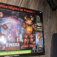 Five Nights at Freddys Endo Series Classic / Withered Freddy Jazwares INCOMPLETE