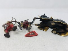 2003 Schleich Knights & Horse – Red, Gold, Black Medieval Figures
