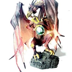 McFarlane Dragons Sorcerer Figure 2005 Red Gold Variant Display READ