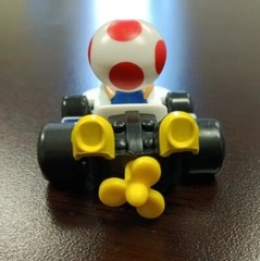 Super MARIO KART Toad NINTENDO 2014 McDonalds MUSHROOM CAR RACER Happy Meal Toy