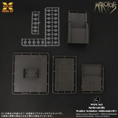 Metropolis Maschinenmensch Maria 1:8 Scale Model Kit Figure X-PLUS Silver Screen