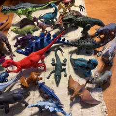 Big Variety Lot Of 30 Dinosaurs Multiple Sizes From Miniature To Small 1”-7”