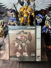 Joytoy Warhammer 30K White Scars Legion Praetor in Cataphractii Terminator