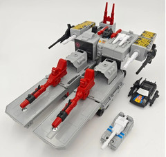 Transform G1 3 Change Base Metroplex Fighters K.O KT Ver NO OUTSIDE BOX