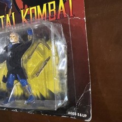 Mortal Kombat Shang Tsung 3.75″ Action Figure Hasbro 1994 Damage card!