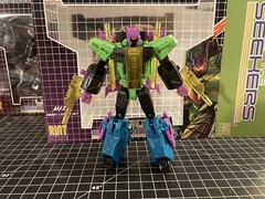 Last of the Seekers Riot Press Toys- Maxx